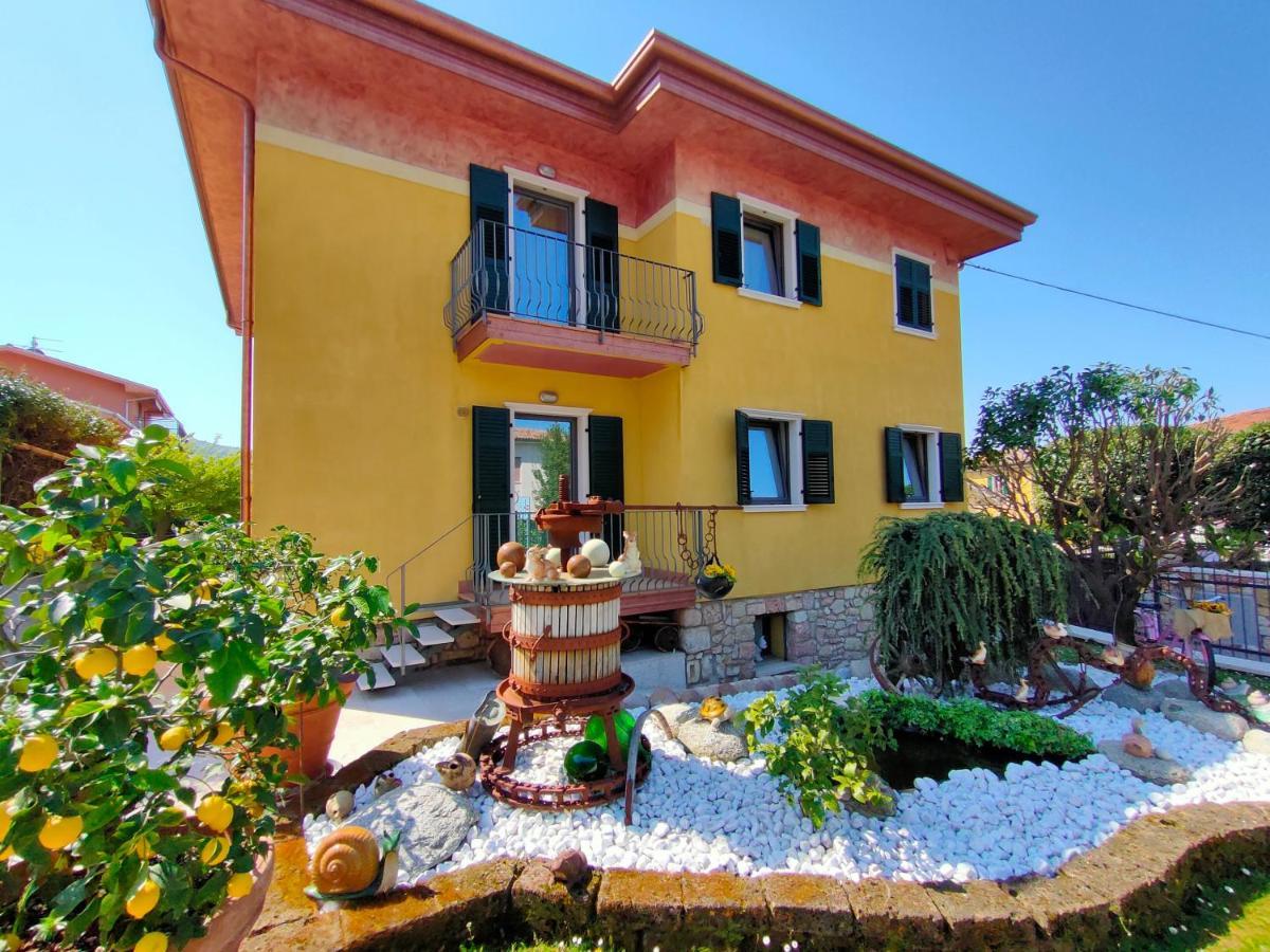 Garda Dreams Apartment Torri Del Benaco Εξωτερικό φωτογραφία