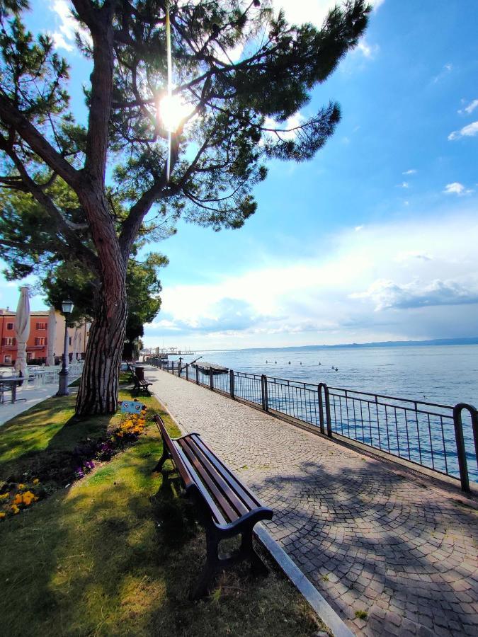 Garda Dreams Apartment Torri Del Benaco Εξωτερικό φωτογραφία