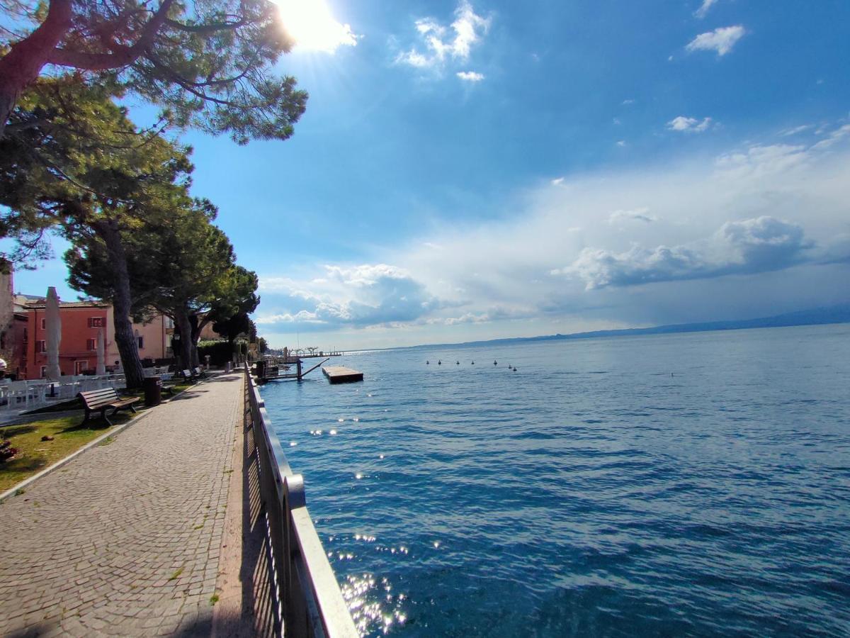 Garda Dreams Apartment Torri Del Benaco Εξωτερικό φωτογραφία