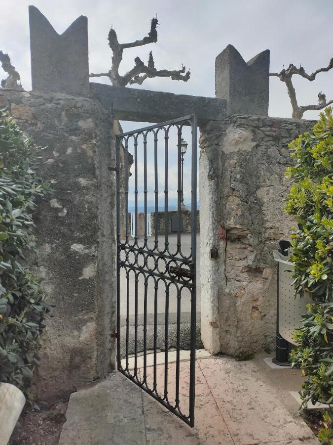 Garda Dreams Apartment Torri Del Benaco Εξωτερικό φωτογραφία