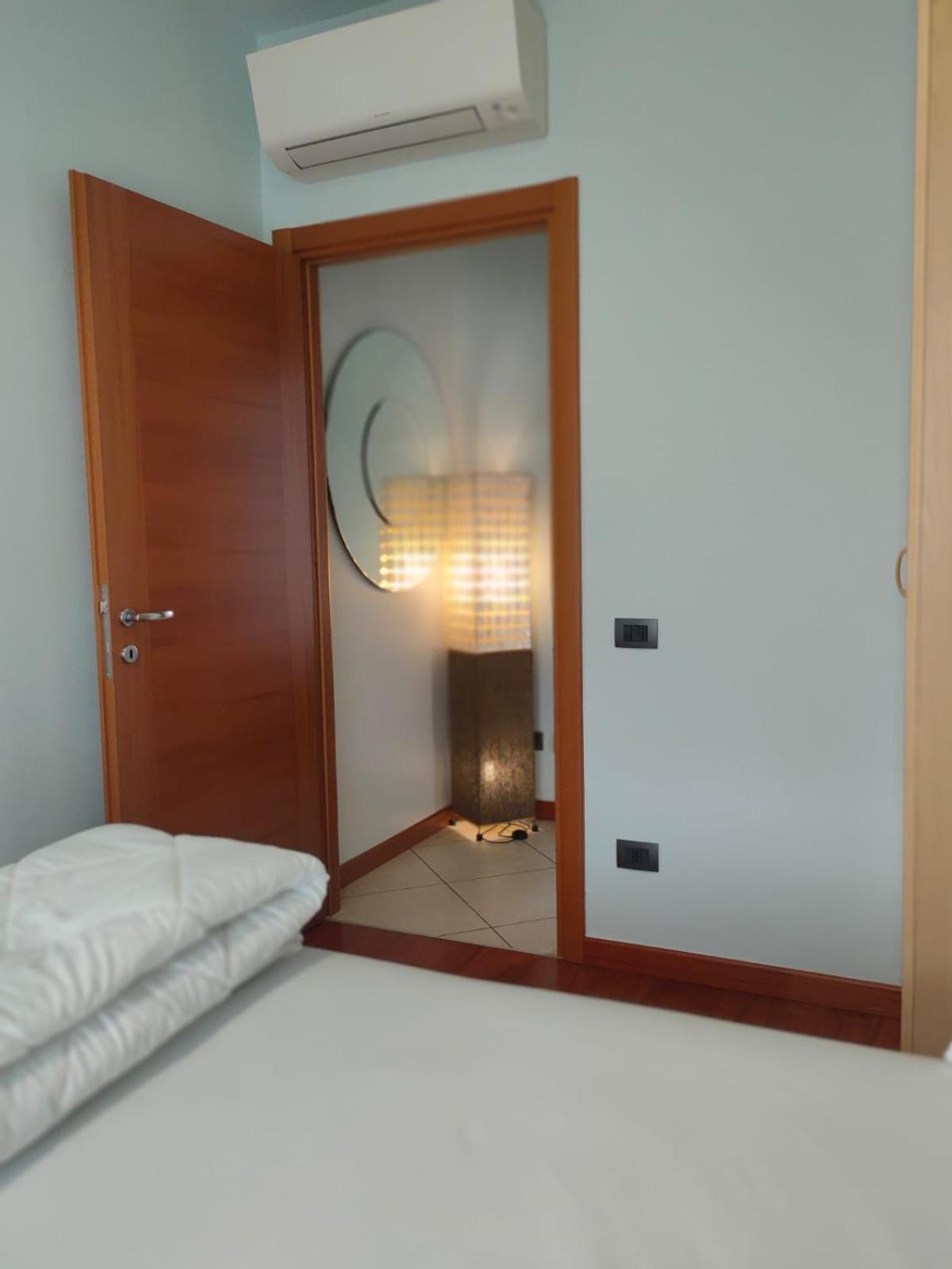 Garda Dreams Apartment Torri Del Benaco Εξωτερικό φωτογραφία