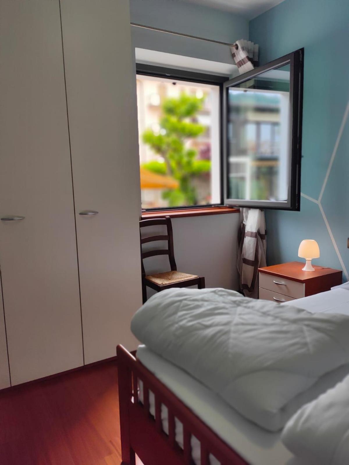 Garda Dreams Apartment Torri Del Benaco Εξωτερικό φωτογραφία